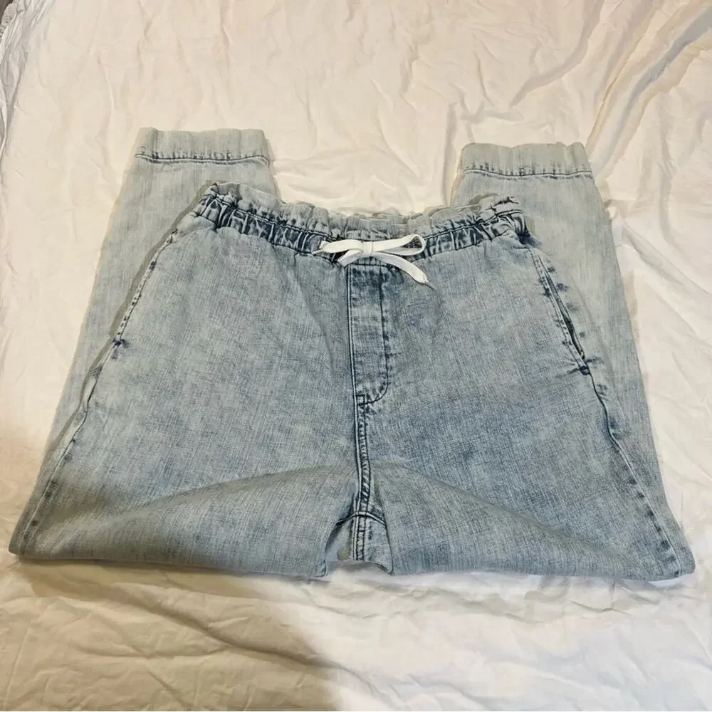 Blank NYC Paperbag waist Boyfriend jeans size 31